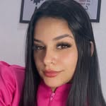 Karina Pratt / Campo verde - @kaprattnailsdesinger - Instagram