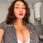 @kari_nathompson - Instagram