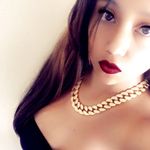 Karina Wallace - @queendosia - Instagram