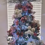 Karla Burton - @karlitaschristmastree - Instagram