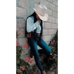 Karla Corral - @karlacorral8 - Instagram