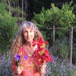 Karla Downing - @alive_retreats - Instagram