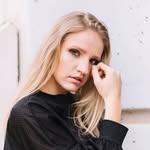 Harris Kaur - @karlaestesam34 - Instagram