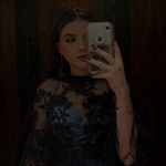 ✩ 𝔎𝔞𝔯𝔩𝔞 𝔦𝔰𝔞𝔟𝔢𝔩 ⋆ - @karlagraff__ - Instagram