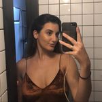 @karla.hart - Instagram