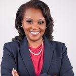 Karla Daniels Hooper - @karlaforthehouse - Instagram