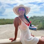 Karla Van Horn - @tica_koa - Instagram