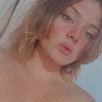 Karla Rojo  - @elizabethrojoooo - Instagram