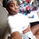 Karla Valiente - @karla.valiente.3979 - Instagram