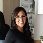 KARLEE TORRES - @royaltulipsuite - Instagram