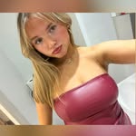 @_karliferris - Instagram