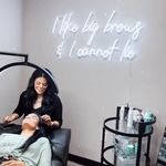karli thompson - @karlidoesmybrows - Instagram
