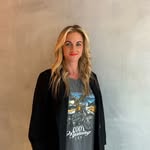 𝐾𝑎𝑟𝑙𝑖 𝐷𝑜𝑦𝑙𝑒 - @karlidoylehair - Instagram