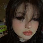 Karlie Smith - @livelaughsmoke.1 - Instagram