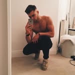 Karl - @karlosjohnson47 - Instagram