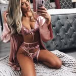Karly Fleming - @abisai.daylon - Instagram