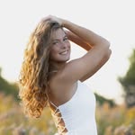 Carly Thomas - @carlyythommas - Instagram