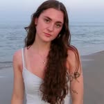 Karly - @karly.thomas_7 - Instagram