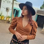Karol Casas - @casas_karol3 - Instagram
