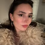 Carolyn Hanson - @carolyn_hanson16 - Instagram