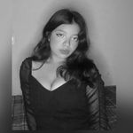 𝓚𝓪𝓻𝓸𝓵 𝓝𝓪𝓿𝓪𝓻𝓻𝓸 - @karoll_lll - Instagram