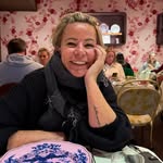 Carol Warren - @carolhasherpassportready - Instagram