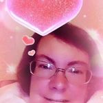 Karen Barrett - @karen.barrett27 - Instagram