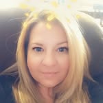 Karyn Burns - @wine_and_pugs - Instagram
