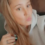 Karen Decker - @kdecker.88 - Instagram