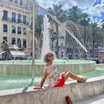Karen Stone - @karenstonewellbeing - Instagram