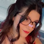 Kassidy Evans - @buzzybee0487 - Instagram