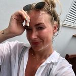 Katherine Ayres - @kat_ayres - Instagram
