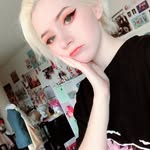 Kat - @katballard98 - Instagram