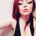 Kay Bean - @filthemissbanks - Instagram