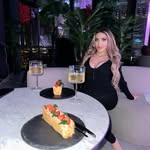 Kat Bryant - @realkatxoxo1994 - Instagram
