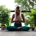 Kat Burton - @kb_yogifit - Instagram