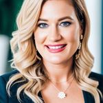 Kat Conley - @800creditbarbie - Instagram