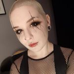 Kat Fleming - @katastrophy98 - Instagram