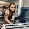 Kit Kat 🌻🐝☮️🌈🌞🌙 ♑️ - @katmena0 - TikTok