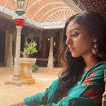 Menaka Kathiresan - @menaka.kathiresan - Instagram