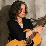 Kat Mills | Singer Songwriter - @thekatmillsshow - Instagram