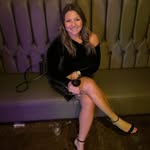 Katherine M - @katmoreno210 - Instagram