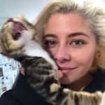 Kat Mortimer - @_momokat - Instagram