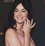 Kat Per - Facebook
