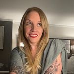 Kat Watson - @katwatson_30 - Instagram