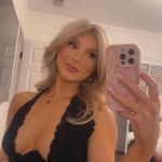 Kate Ackerman - @kateayye - Instagram