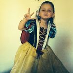 Kate Bain - @katenkrystal - Instagram