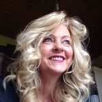 Kate Breslin - @fab_vintage_items - Instagram