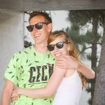 Kate and Cody and Pizza Briggs - @kateandcodytravel - Instagram