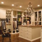 Kate - @kate_bruner_closet - Instagram